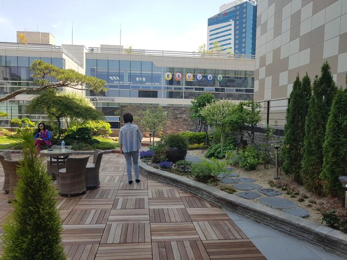 235149625_IFxmRpqL_eadf05d79e0fbe9b47ec9c303d8c57f6a37bc2c5.jpg 이미지크게보기