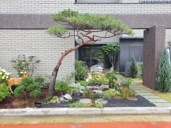 235149625_JxZpcT1U_38fb5670e296cb342d5e1d60b9dd7c5e16584b2c.jpg 이미지크게보기