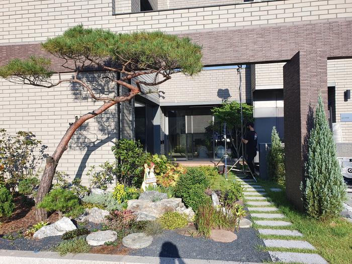 235149625_Va4irItR_a88ee2ca4a106474432e2f41a6cee2ca0054554c.jpg 이미지크게보기