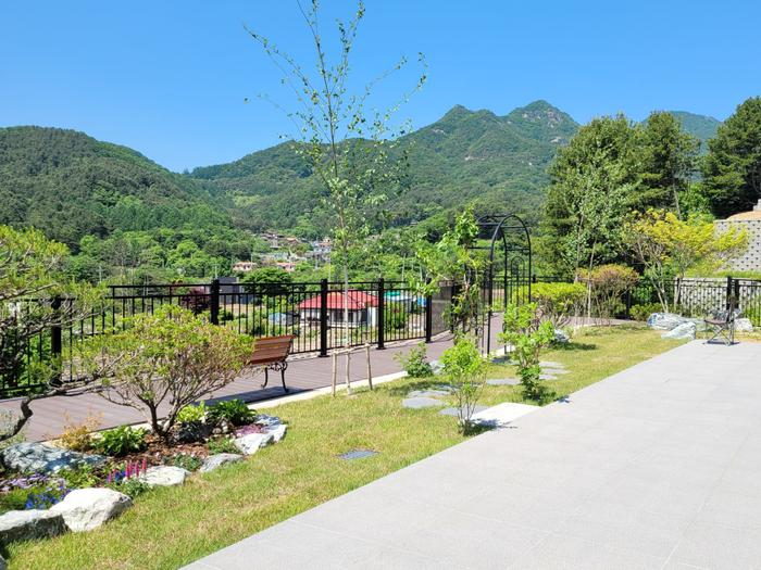 235149625_YxWlmLFt_b096f223b7aec6f47668c9a1c9a398bd212a33f8.jpg 이미지크게보기